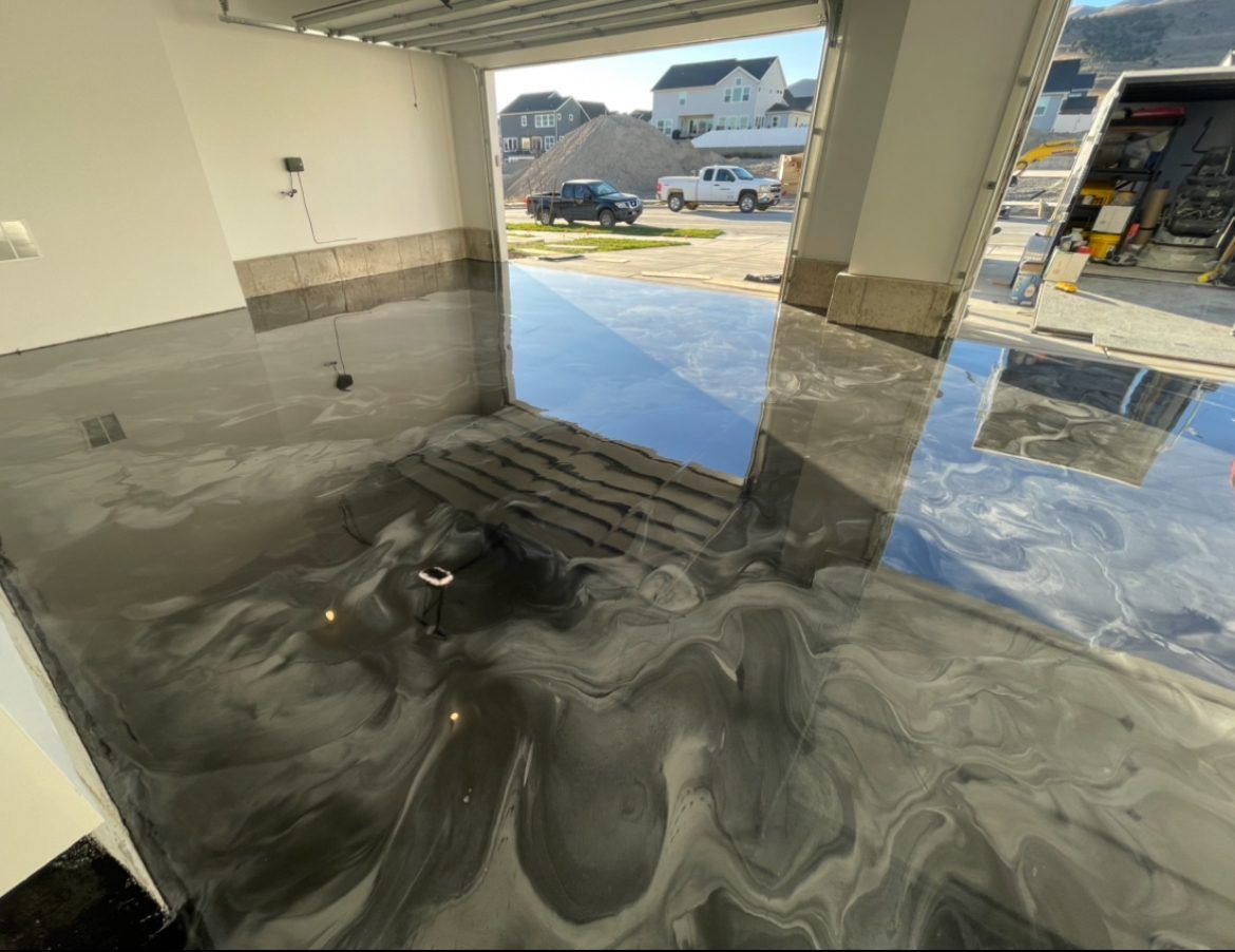 Metallic epoxy garage floor